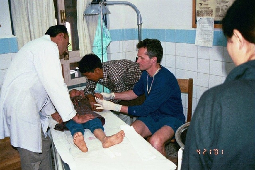 northwest orthopaedics specialists dr keeve with child bhutan 2001 blog